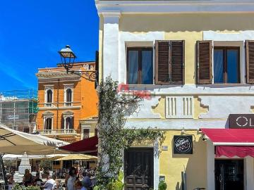 Appartamento in vendita di 175 m² in Via Principe di...