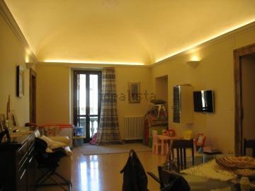 Appartamento in vendita di 200 m² in Viale Regina Margherita