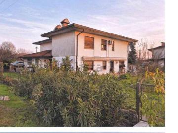 Appartamento in vendita di 222 m² in Via Fantinello...