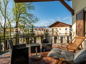 Appartamento in vendita di 232 m² in Via Predaia, 2