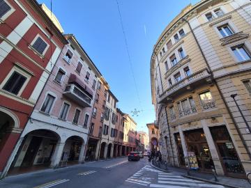 Appartamento in Via Sant'Isaia, Bologna BO