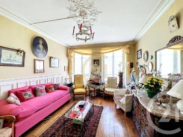 Appartement 7 pièces 109 m²