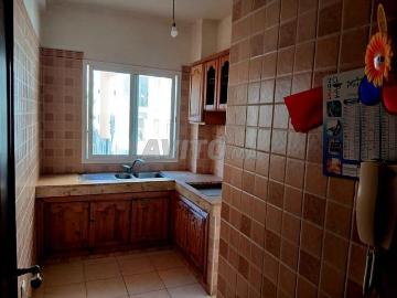 Appartement vide jet sakan 1er étage