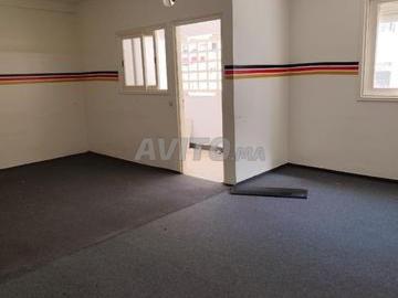 Appartement à louer 166 m² usage professionnel