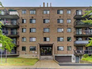 Appartement à Louer 453 Rue Darontal, Boucherville 16...