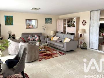 Appartement de prestige de 92 m2 en vente Fréjus, France