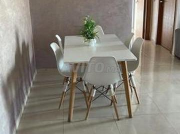 Appartement équipé avec vue sur piscine