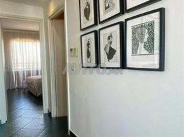 Appartement meublé sur BD Hassan II