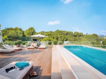 APPARTEMENT NEUF ANTIBES DERNIER ÉTAGE CALME PISCINE