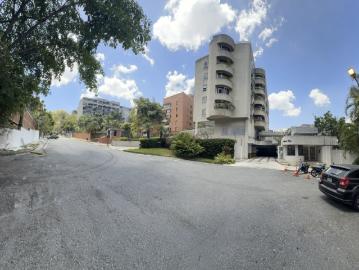 Apto PH en Venta ~750 M2 180 M2 Trza. Los Samanes