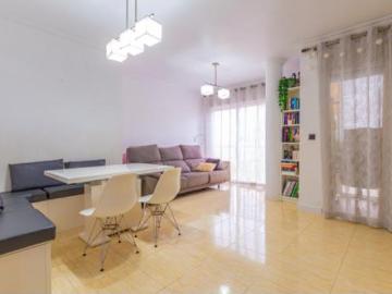 Ático Venta Águilas, Centro