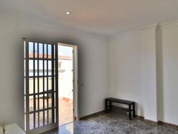 Atico VPO con terraza en Balos Vecindario