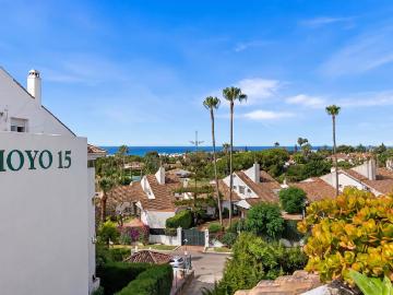 Atico de lujo de 226 m2 en venta Guadalmina, España
