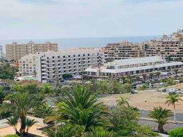 Ático en venta en Arona, Los Cristianos. Ático en venta...