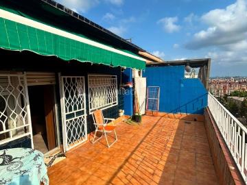 Ático en venta en Badalona, La Salut. Atico con terreza...