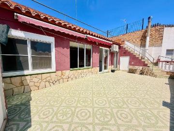 Ático en venta en calle Saragossa, Ampolla, l´, de 49 m²...
