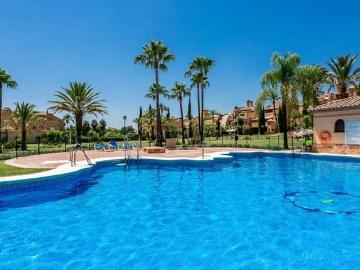 Ático en venta en El Paraiso, Málaga Costa del Sol
