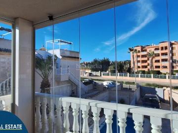 Ático en venta en Orihuela, Los Almendros. Ático con...