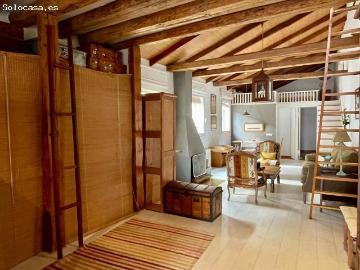 Ático Loft con encanto y terraza privada en Calle Huertas