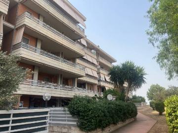 Attico / Mansarda in vendita a Pomezia RM