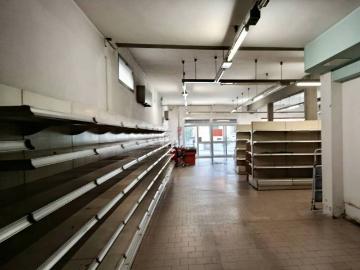 Attività / Licenza in affitto a Altopascio LU