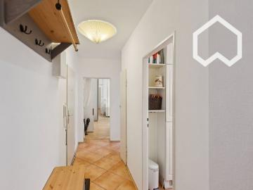 Attractive, Centrally Located 2 Room Apartment,...