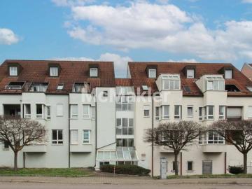 Attraktive Maisonette Wohnung mit Aufzug und zwei...
