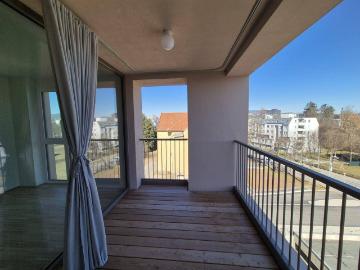 Attraktive 3 Zimmer Wohnung mit Loggia in bester Lage!