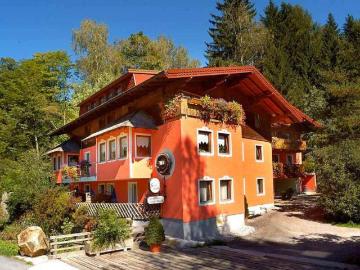 Attraktives Apartmenthaus in der Ferienregion Zell am...