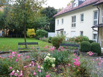 Außergewöhnlich schöne 3 Zimmer Wohnung