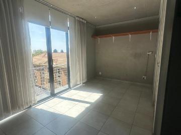 Bachelor Flat to rent in Brooklyn, Pretoria