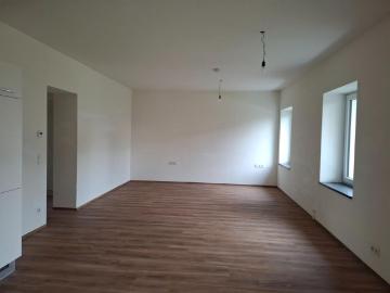 Barrierefreie Gartenwohnung mit Einbauküche in...