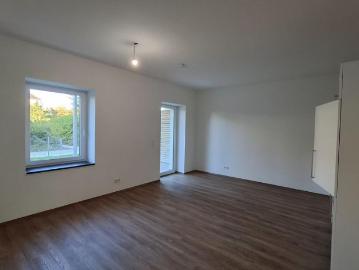 Barrierefreie 3 Zimmer Wohnung mit kleinem Garten und...