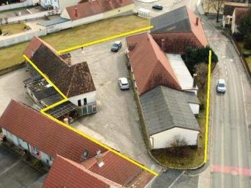 Baugrund mit Altbestand im Zentrum!