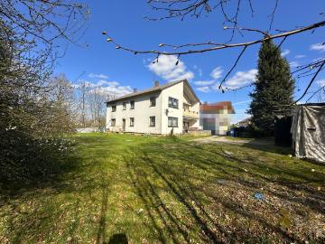 Baugrundstück mit Altbestand
