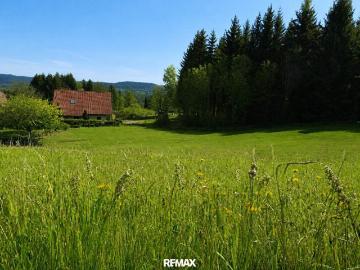 Baugrundstücke mit Wald und Quellen Nutzung Nähe...