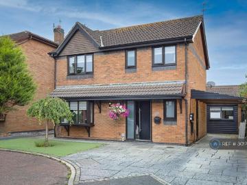 Beaumont Gardens, Poulton Le Fylde, FY6 4 bed detached...