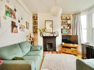 Becket Avenue, East Ham, 2 Bedroom Terraced