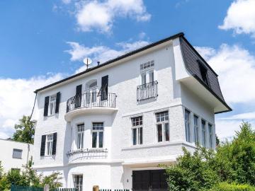Behutsam renovierte Altbauvilla in Grünruhelage in Graz...
