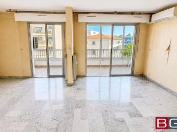 Bel appartement 4 pièces à Antibes