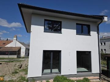 Belagsfertiges EFH in angenehmer Lage in Wienerherberg