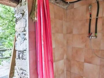 House with 12.5 rooms on sale in Mezzovico 180 m² |...