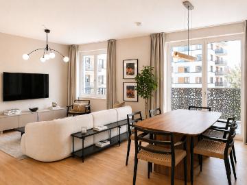 Bestlage in Friedrichshain: 4 Zimmer Wohnung mit 2 Balkonen
