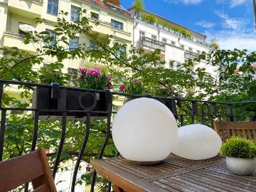 Besondere Altbauwohnung mit Potenzial: 3 Zimmer, zwei...