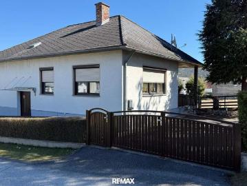 BEZUGSFERTIGES Einfamilienhaus im schönen, sonnigen...