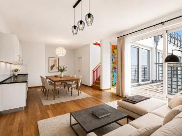 Bezugsfrei: 3 Zi. Penthousewohnung mit Dachterrasse,...