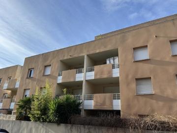 BEZIERS A VENDRE APPARTEMENT T2 AVEC PARKING