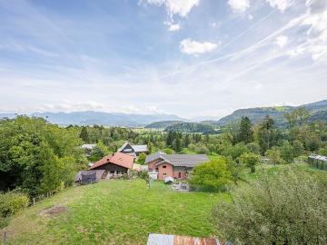Bifamiliar house with 6.5 rooms on sale in Eichberg 179...