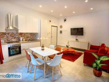 Bilocale arredato Napoli