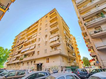 Bilocale in vendita a Roma via val savio, Città Giardino